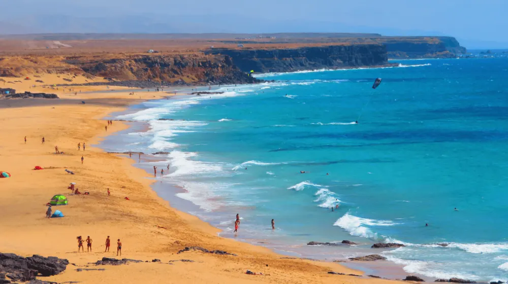Day Trips from Fuerteventura: Discover the Treasures of the Neighboring Islands.